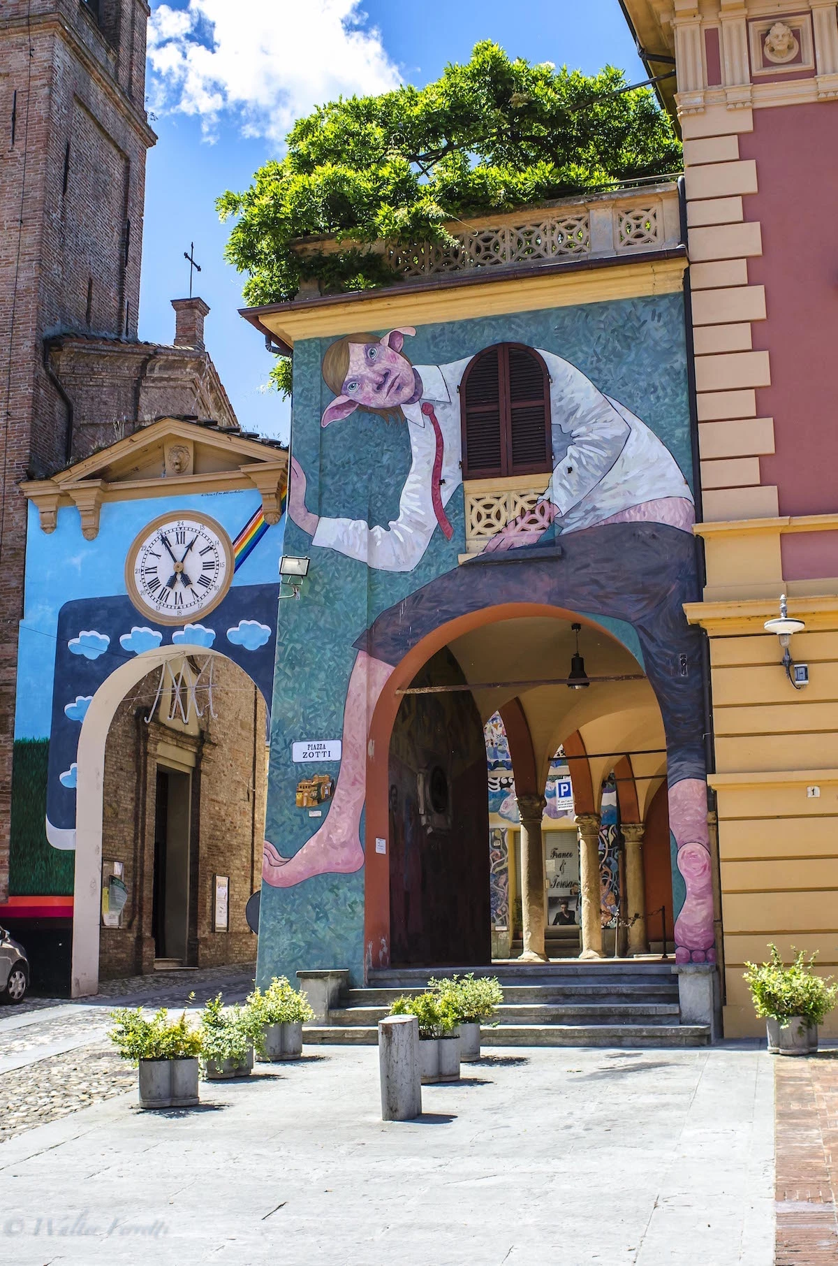 Dozza (BO), borgo storico dipinto-bo-borgo_storico_dipinto-WLM2016-ph.wwikiwalter-CC_BY_SA_40