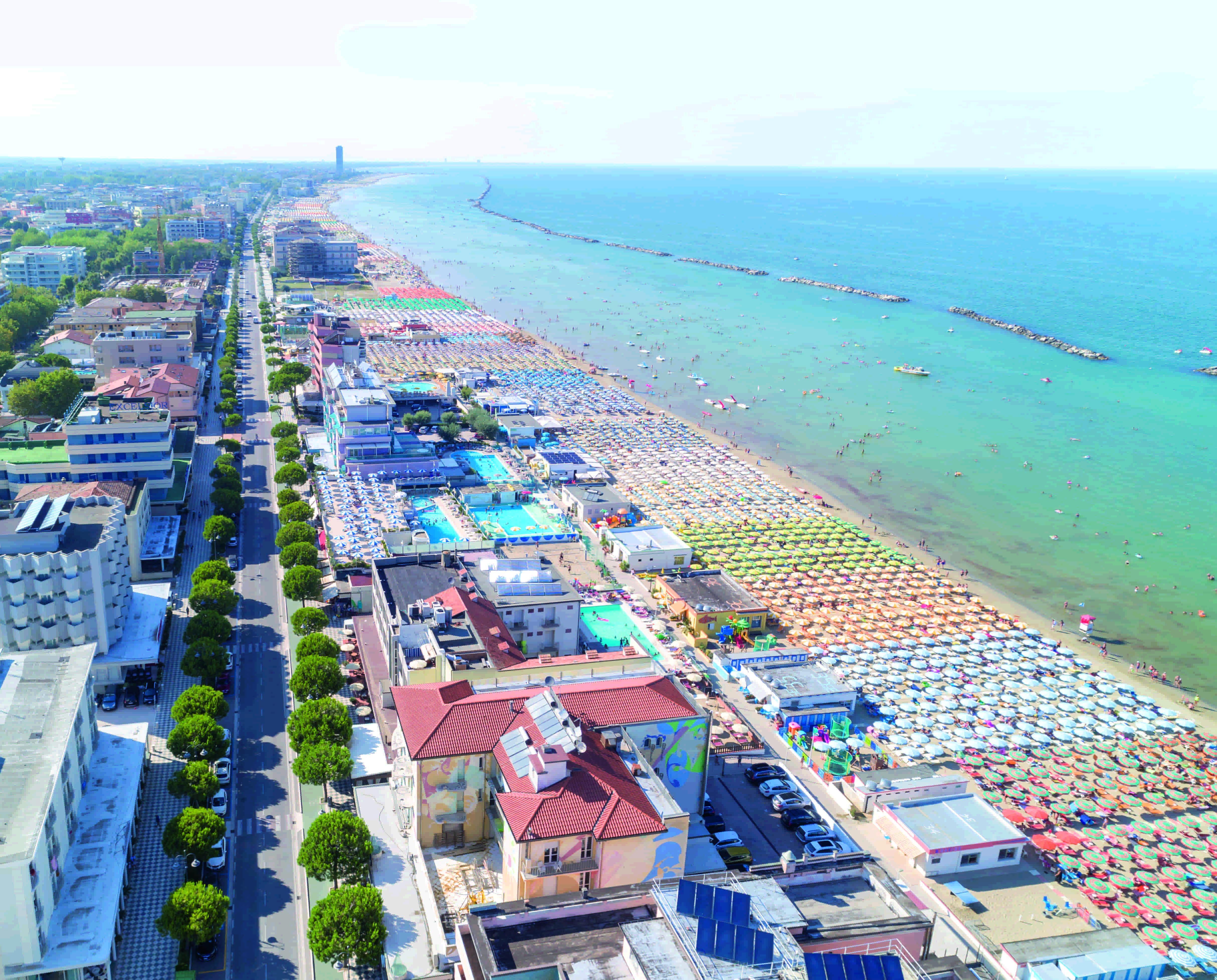 Cesenatico (FC), spiaggia e hotel