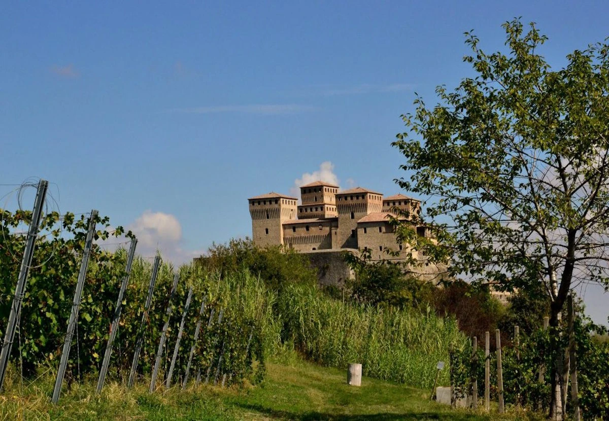 Langhirano (PR), Castello di Torrechiara, colli di Parma