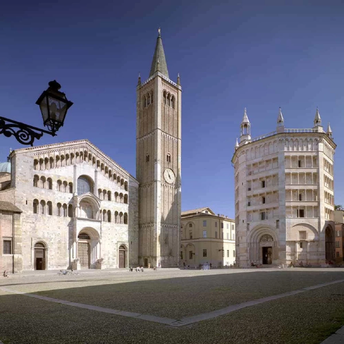 Parma, Piazza Duomo