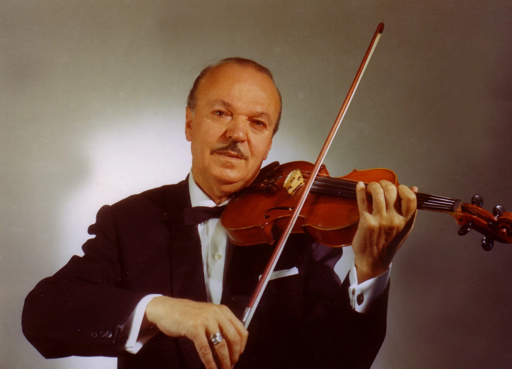 Gatteo (FC), Secondo Casadei e il suo violino, Archivio fotografico Casadei Sonora