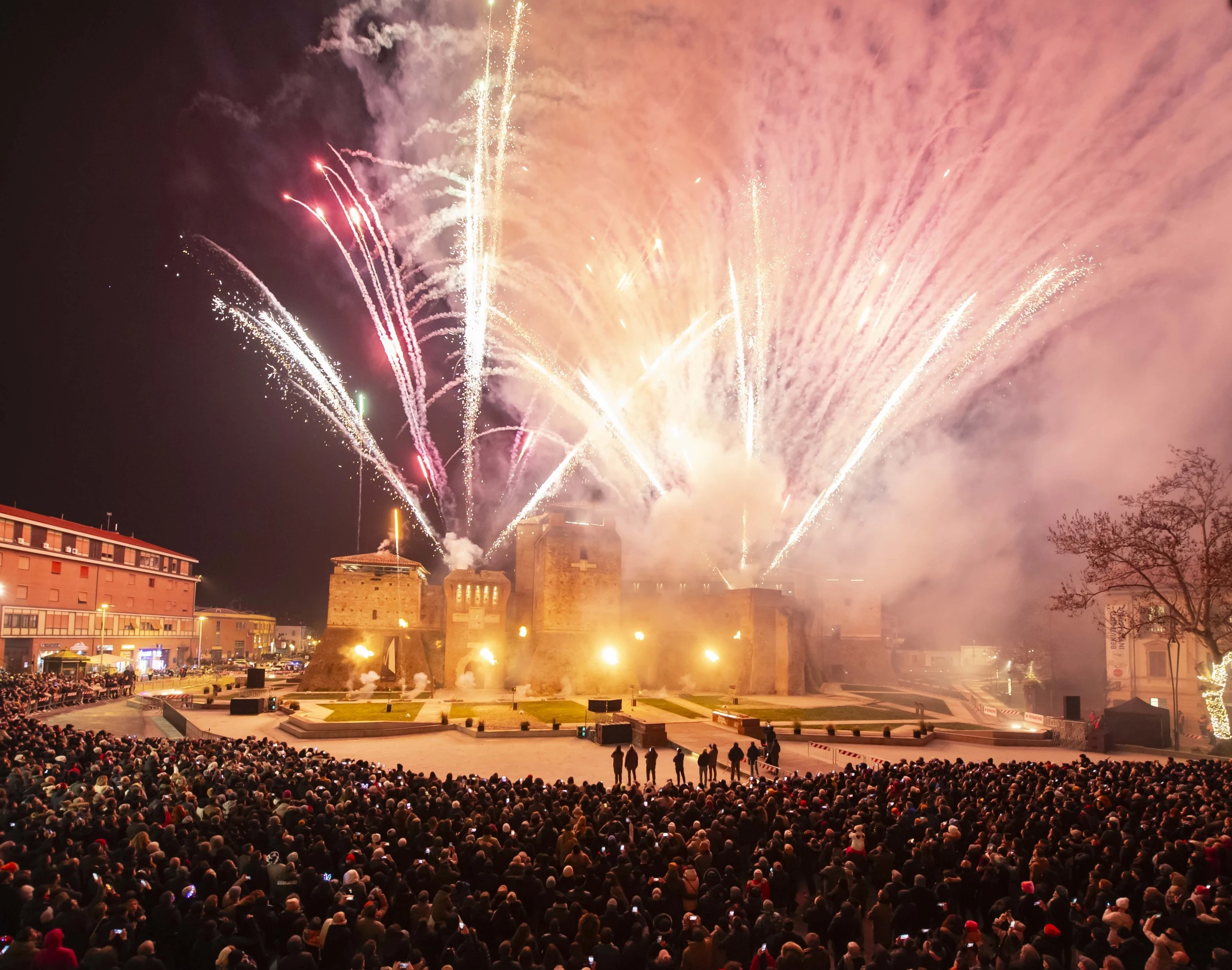 Rimini, Fuochi D'artificio a Castel Sismondo